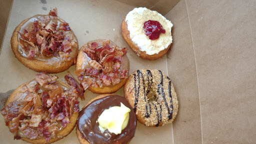 Donut Shop «Amazing Glazed», reviews and photos, 321 Johnstown Rd, Chesapeake, VA 23322, USA