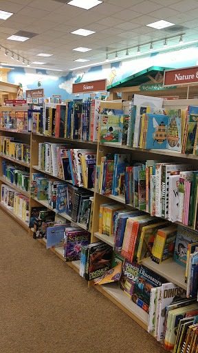 Book Store «Barnes & Noble Booksellers Encinitas», reviews and photos, 1040 N El Camino Real # 104, Encinitas, CA 92024, USA