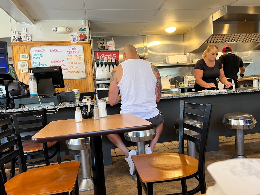 Amanda's Kitchen 02860