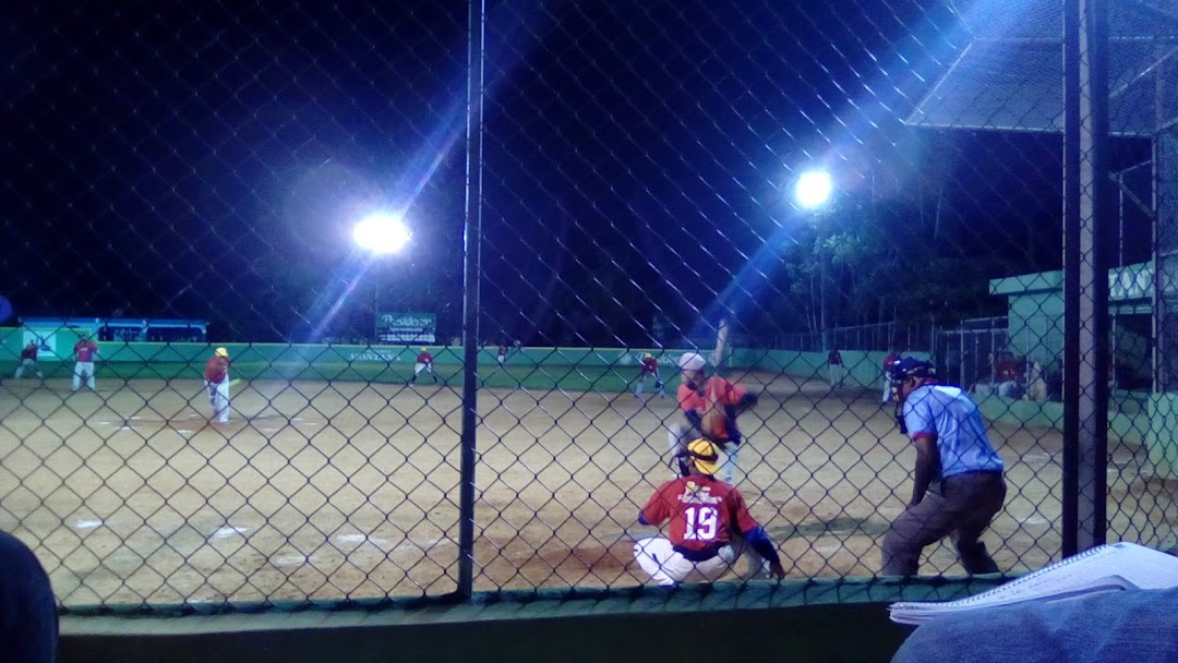 Play de Softball, Jesús María Santos