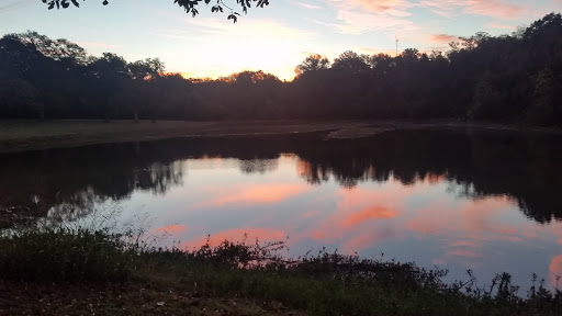 Disc Golf Course «Lester Lorch Park - Beaver Disc Golf Course», reviews and photos, 1823 Texas Plume Rd, Cedar Hill, TX 75104, USA