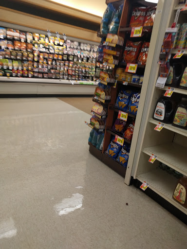 Grocery Store «Stop & Shop», reviews and photos, 1083 Inman Ave, Edison, NJ 08820, USA