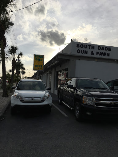 Gun Shop «South Dade Jewelry & Gun Exchange», reviews and photos, 20848 S Dixie Hwy, Miami, FL 33189, USA