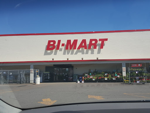 Discount Store «Bi-Mart», reviews and photos, 1600 Mt Hood Ave, Woodburn, OR 97071, USA