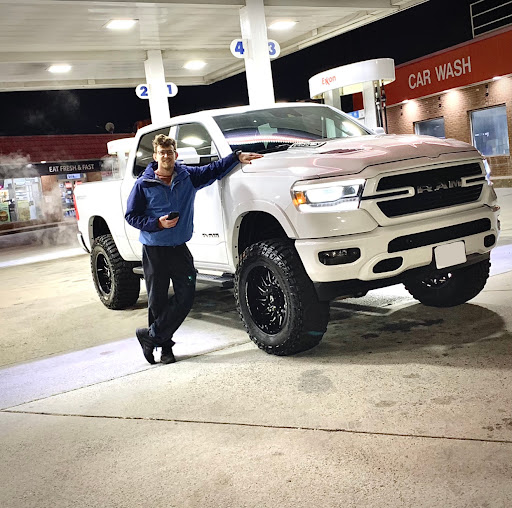 Jeep Dealer «Dulles Chrysler Jeep Dodge Ram Viper», reviews and photos, 109 Catoctin Cir SE, Leesburg, VA 20175, USA