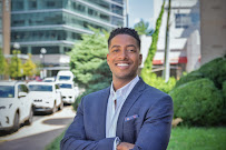 Gavin Kersellius - Real Estate Agent in Washington, DC - Photo 2 - Car repair in Washington, DC, Washington