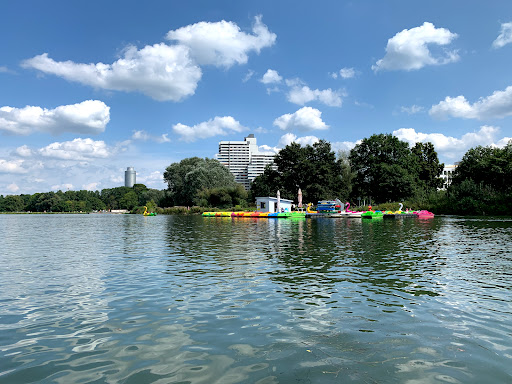 Pedal boat rental Lake Wöhrder