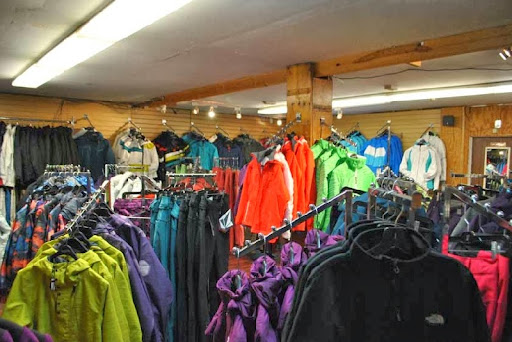 Hot Tub Store «Pelican Leisure Sports», reviews and photos, 1230 N West End Blvd, Quakertown, PA 18951, USA