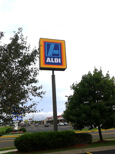 Supermarket «ALDI», reviews and photos, 2200 S Main St, Rice Lake, WI 54868, USA