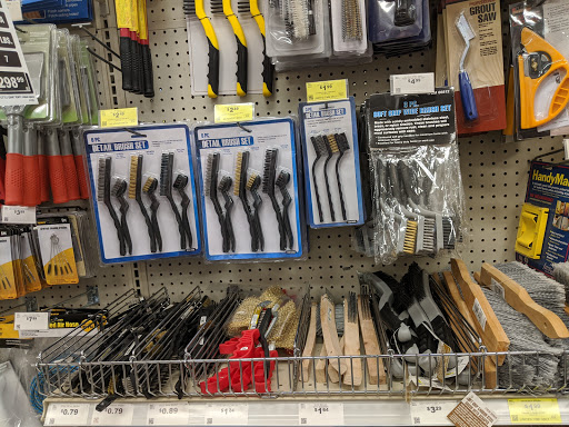 Hardware Store «Harbor Freight Tools», reviews and photos, 2000 Avondale Dr STE 104, Durham, NC 27704, USA