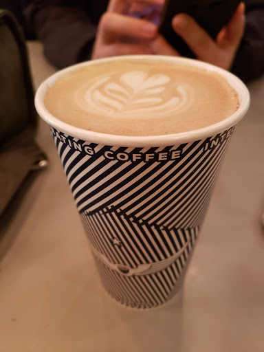 Coffee Shop «Intelligentsia Coffee Wicker Park Coffeebar», reviews and photos, 1609 W Division St, Chicago, IL 60622, USA