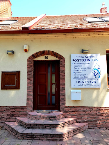 Értékelések erről a helyről: Szabó Katalin Fogtechnikus Mosonmagyaróvár Minőségi fogsor készítés, Mosonmagyaróvár - Laboratórium
