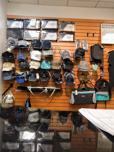 Auto Repair Shop «W.I. Simonson Mercedes Service & Parts», reviews and photos, 1330 Colorado Ave, Santa Monica, CA 90404, USA