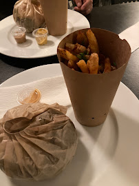 Plats et boissons du Restaurant de hamburgers Bud's Deli à Orsay - n°9