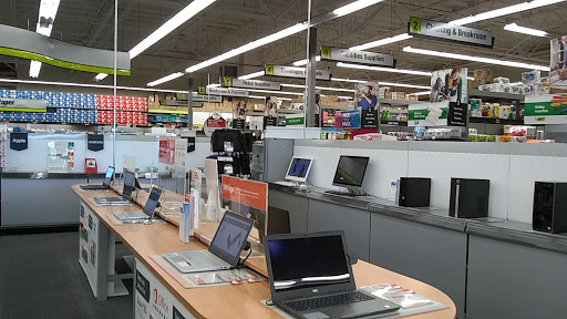 Office Supply Store «Staples», reviews and photos, 675 S Green Valley Pkwy, Henderson, NV 89052, USA