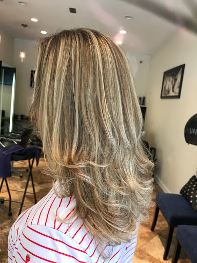 Hair Salon «New Image Hair Salon», reviews and photos, 149 E 233rd St, Bronx, NY 10470, USA