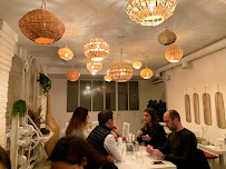 Atmosphère du Restaurant libanais Qasti Green à Paris - n°6