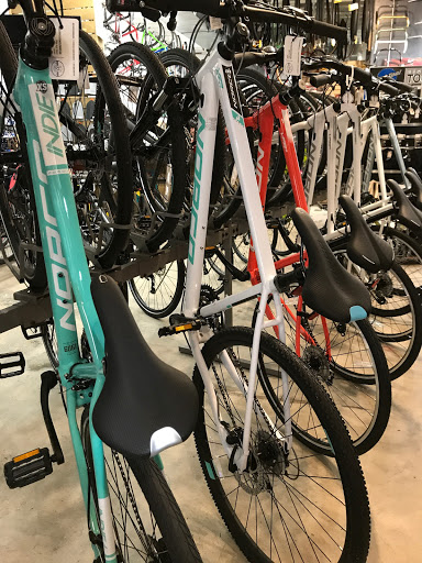 Bicycle Store «Motion Bike Shop», reviews and photos, 914 Aviation Blvd, Hermosa Beach, CA 90254, USA
