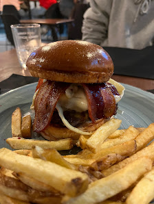 Corner Burger Carretera, 06640 Puebla de Alcocer, Badajoz, España