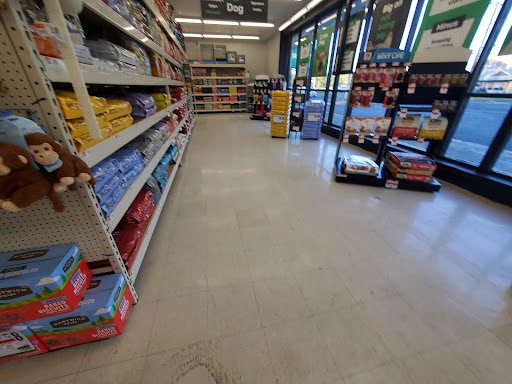 Pet Supply Store «Pet Supplies Plus», reviews and photos, 471 Boston Post Rd, Orange, CT 06477, USA
