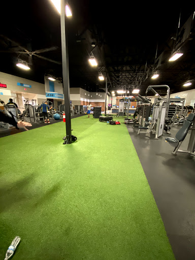 Gym «EOS Fitness Las Vegas Sahara Gym», reviews and photos, 8125 W Sahara Ave #100, Las Vegas, NV 89117, USA