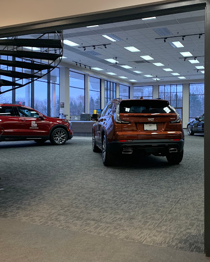 Cadillac Dealer «Wally McCarthy Cadillac», reviews and photos, 2325 Prior Ave N, Roseville, MN 55113, USA