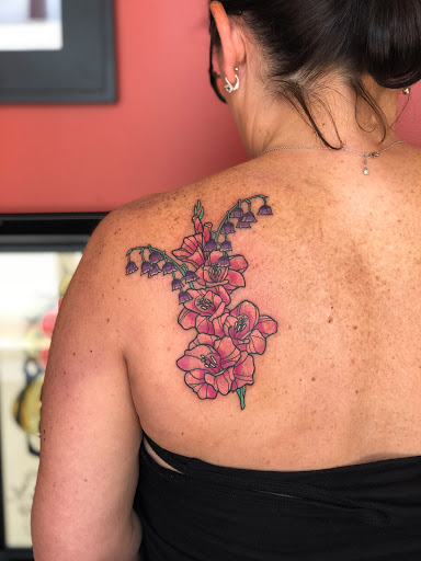 Explore back of hand tattoo ideas, creative tattoo ideas in Atlanta, available at Empyrean Tattoo Studio