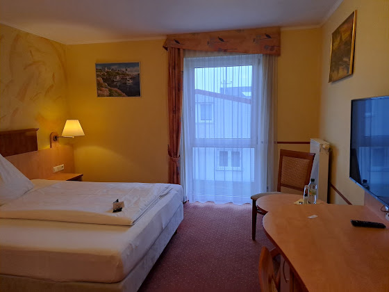 Les plus récentes hôtels Hotel am Hardtsee 76698 Ubstadt-Weiher