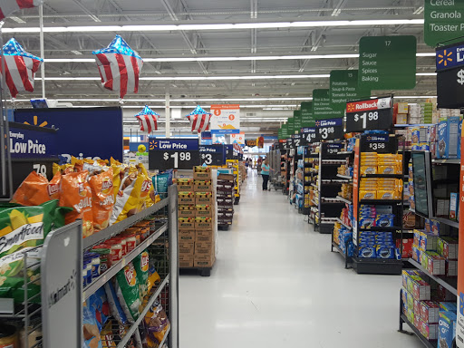 Department Store «Walmart Supercenter», reviews and photos, 1100 New Haven Rd, Naugatuck, CT 06770, USA
