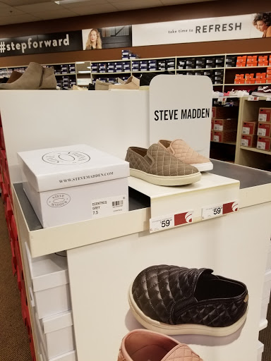 Shoe Store «Famous Footwear», reviews and photos, 16490 N Marketplace Blvd, Nampa, ID 83687, USA