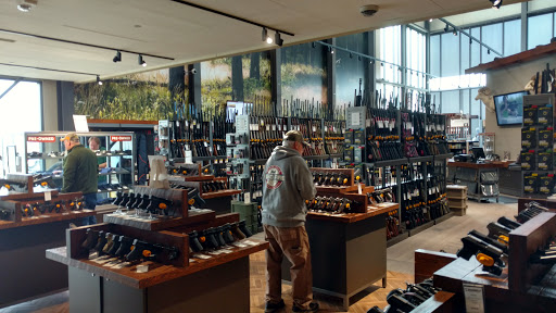 Sporting Goods Store «Brownells, Inc.», reviews and photos, 3006 Brownells Pkwy, Grinnell, IA 50112, USA