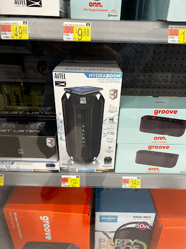 Discount Store «Walmart», reviews and photos, 3164 Berlin Turnpike, Newington, CT 06111, USA