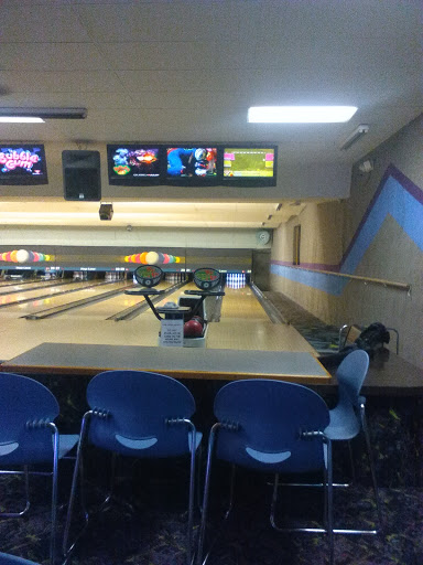 Bowling Alley «Plaza Lanes», reviews and photos, 2701 Douglas Ave, Des Moines, IA 50310, USA