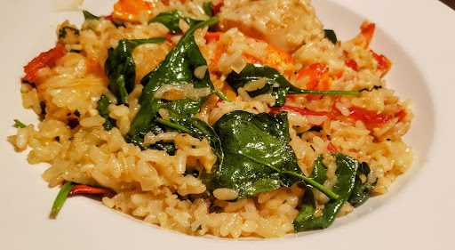 Restaurant «Ellacoya Barn & Grille», reviews and photos, 2667 Lake Shore Rd, Gilford, NH 03249, USA