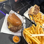 Photo n° 1 de l'avis de K. fait le 24/02/2024 à 04:16 pour Smash.B Élysée à Paris