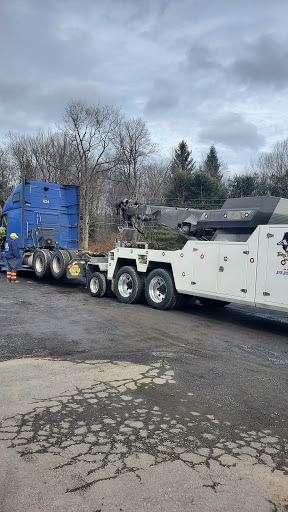 Auto Repair Shop «All Points Towing Recovery», reviews and photos, 136 Smith Rd, Jim Thorpe, PA 18229, USA