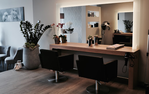 Friseur Haarkunst Simone Eder In Geretsberg