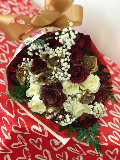 Florist «Roses are Red Flower Boutique», reviews and photos, 9303 S Halsted St, Chicago, IL 60620, USA