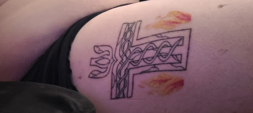 Tattoo Shop «In the Skin Tattoo & Body Piercing Studios», reviews and photos, 586 N Lake Ave, Pasadena, CA 91101, USA