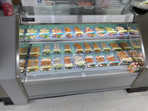 Grocery Store «Winn-Dixie», reviews and photos, 220 Retreat Village, Saint Simons Island, GA 31522, USA