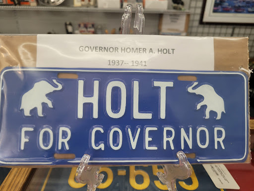 Used Book Store «Needful Things», reviews and photos, 218 W Washington St, Charles Town, WV 25414, USA