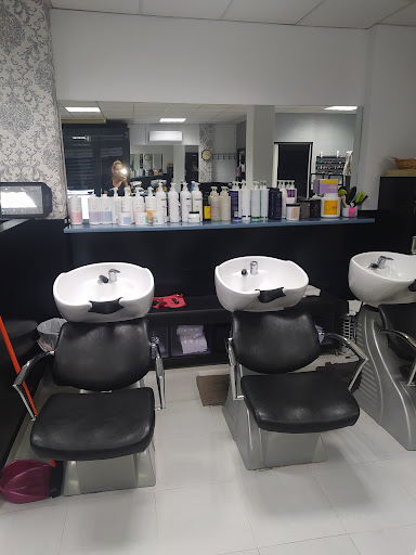 Peluquería M&S en Méntrida, Toledo