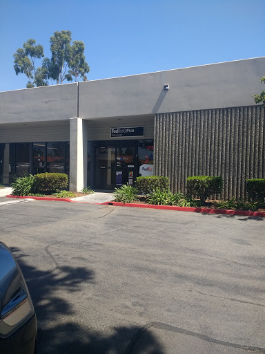 Shipping and Mailing Service «FedEx Office Ship Center», reviews and photos, 11542 Knott St Suite 4, Garden Grove, CA 92841, USA