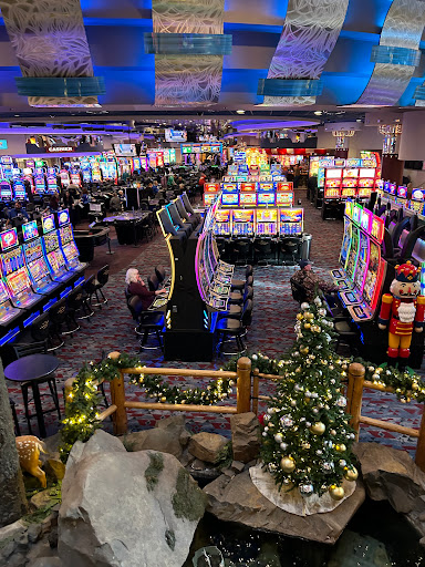 Chinook Winds Casino Resort