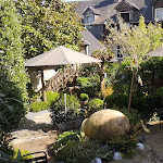 Photo n° 2 de l'avis de Patrick.e fait le 10/05/2024 à 15:13 pour La Cour Sainte Catherine à Honfleur