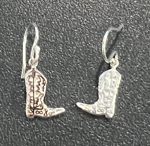 Explore cat tattoo ideas, creative tattoo ideas in Newton, available at Danas Fine Jewelry, Inc.