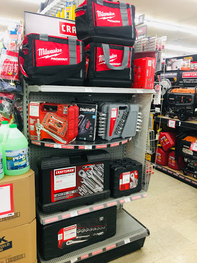 Hardware Store «Great Lakes Ace Hardware», reviews and photos, 41800 W 10 Mile Rd, Novi, MI 48375, USA