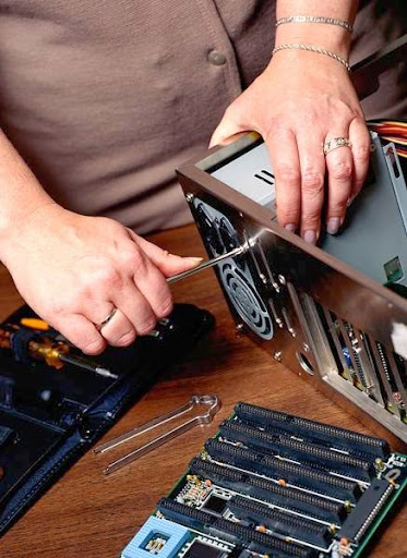 Computer Repair Service «PC Fix - Issaquah», reviews and photos, 1320 NW Mall St, Issaquah, WA 98027, USA