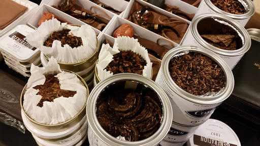 Tobacco Shop «Eight To Eight Tobacco», reviews and photos, 300 E St Charles Rd, Villa Park, IL 60181, USA