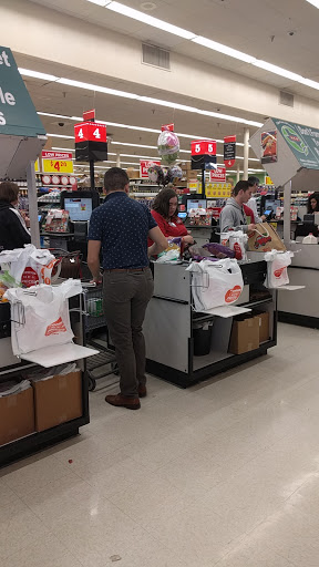 Grocery Store «H-E-B Grocery», reviews and photos, 200 W Hopkins St, San Marcos, TX 78666, USA